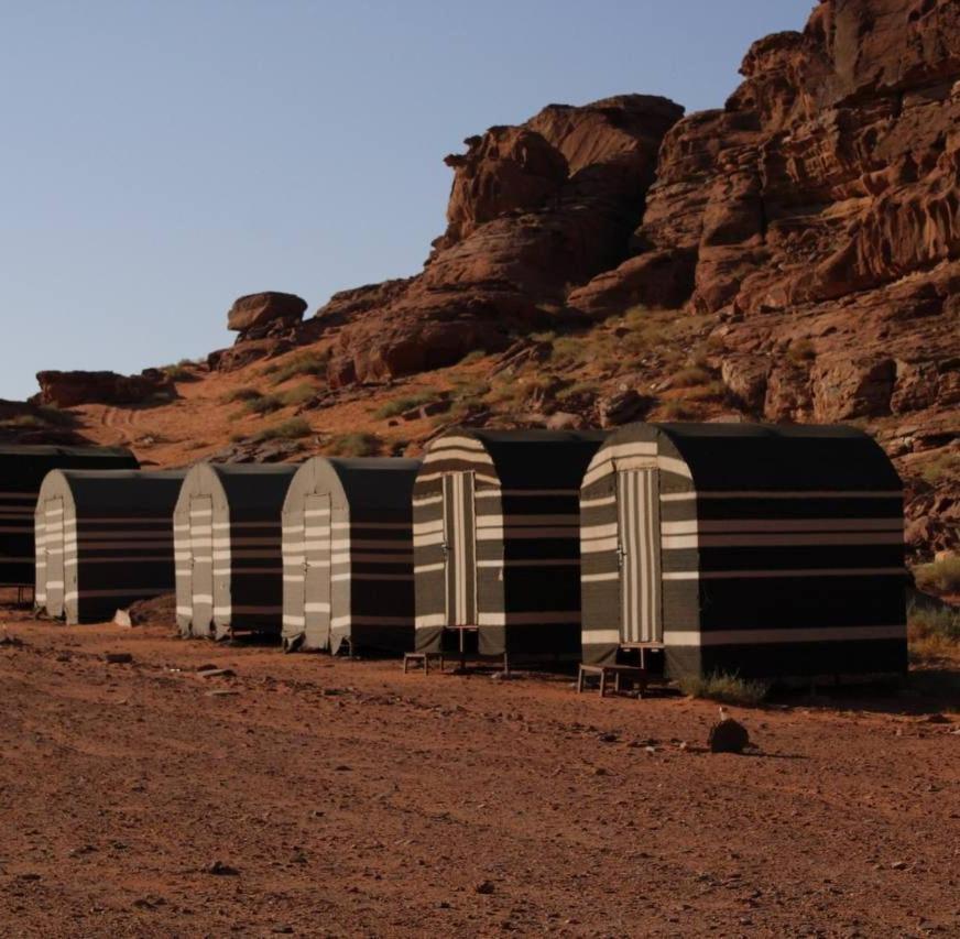 Sunrise Camp Hotel Wadi Rum Exterior foto